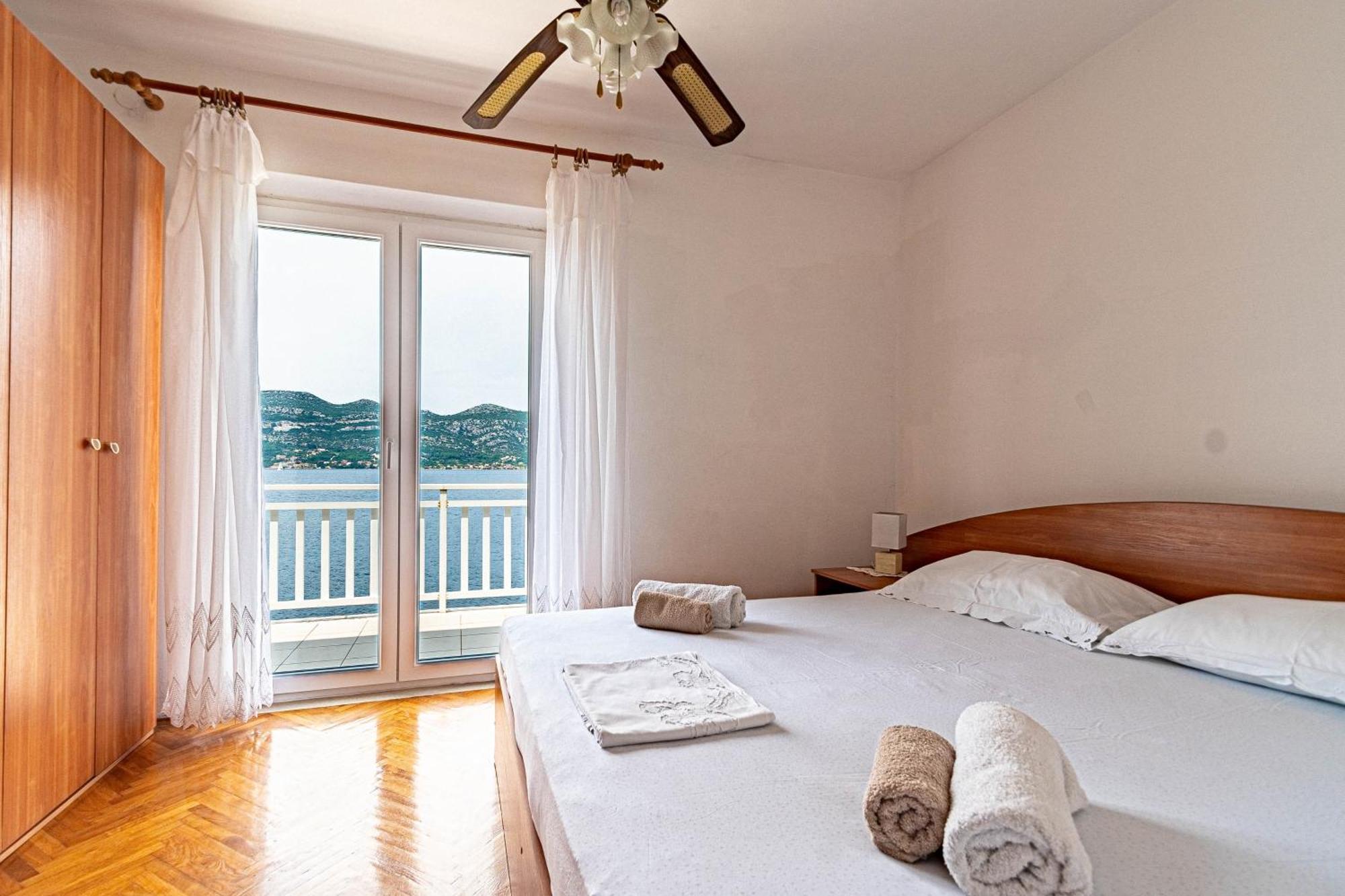 Apartments By The Sea Tri Zala, Korcula - 9237 Zrnovo Chambre photo